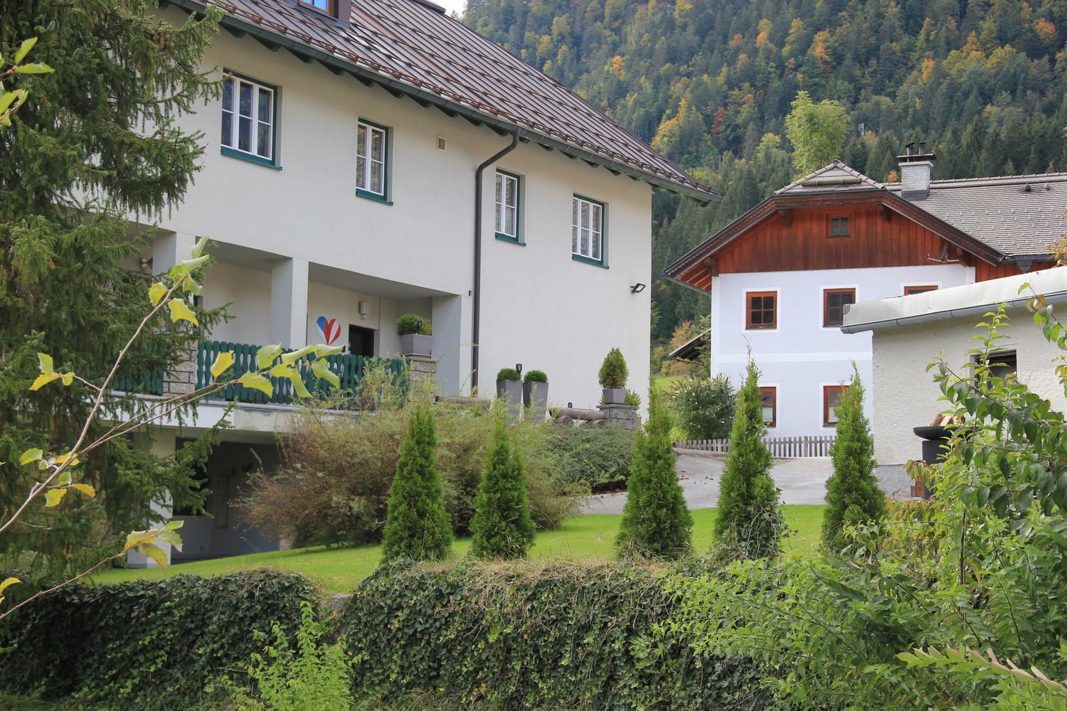 Apartments Gamsfeld Russbach am Pass Gschutt Bagian luar foto